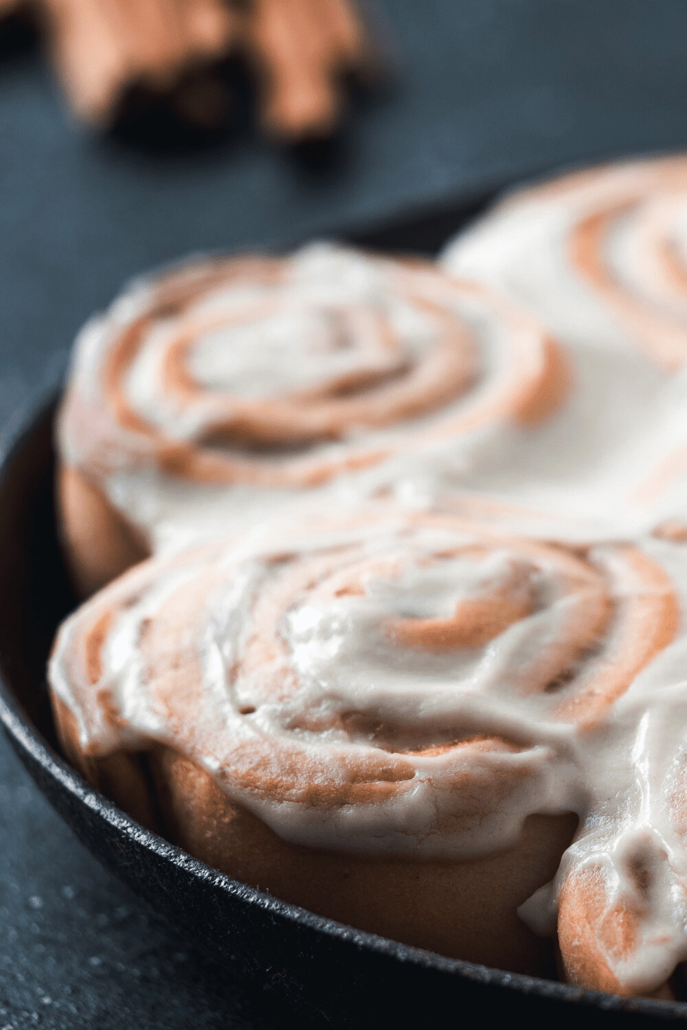Read more about the article Craving Cinnamon Rolls Without Kicking Yourself Out of Ketosis? We’ve Got You Covered!