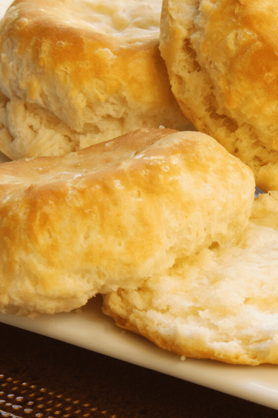 Read more about the article Keto Biscuits: Fluffy Comfort, Minus the Carbs!