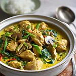 Skip the Takeout: Make This Dreamy Low-Carb Creamy Turmeric Chicken Instead! 6