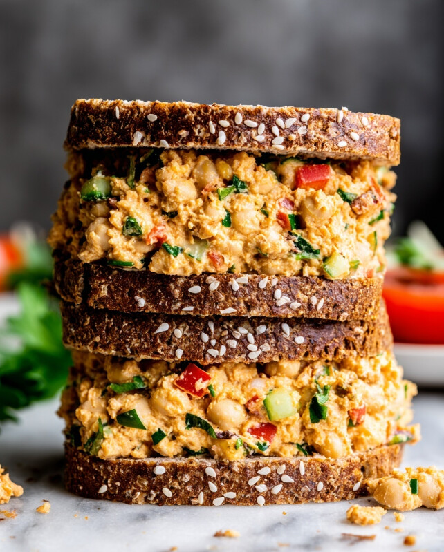 Read more about the article The Crowd-Pleaser Mediterranean Chickpea Salad Sandwich