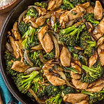 The Best Easy Chicken and Broccoli Stir Fry (30-Minute Recipe) Chicken and Broccoli Stir Fry (2)