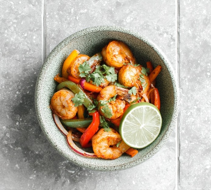 Read more about the article The Easiest Sheet Pan Shrimp Fajitas (with a Simple Trick for Perfect Shrimp)