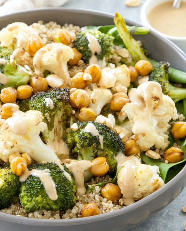 Read more about the article My Favorite Sheet Pan Roasted Veggie Bowl (With Liquid-Gold Cashew Sauce)