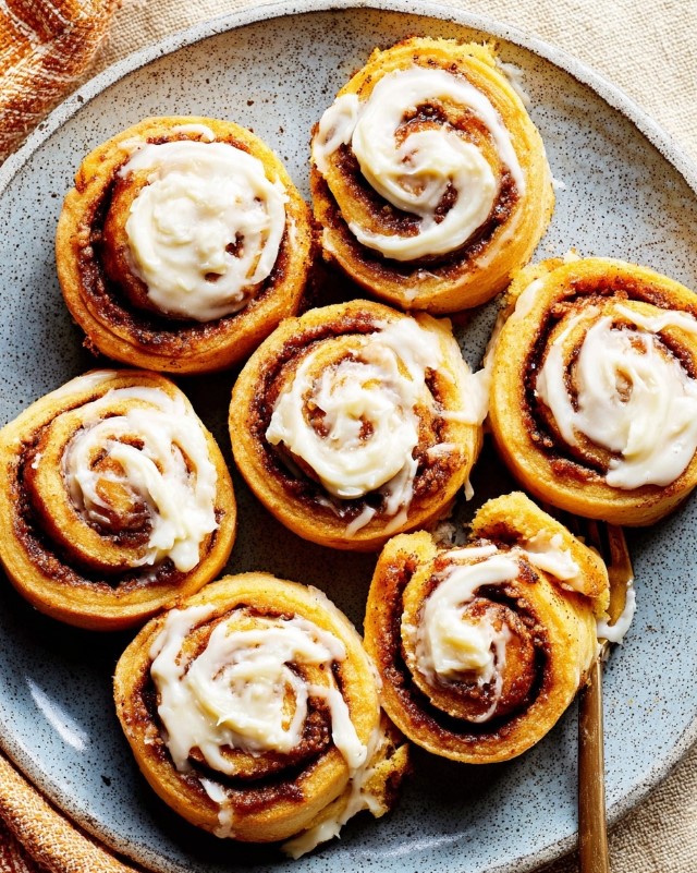 Soft-Baked Keto Cinnamon Rolls: The Ultimate Cozy Morning Treat